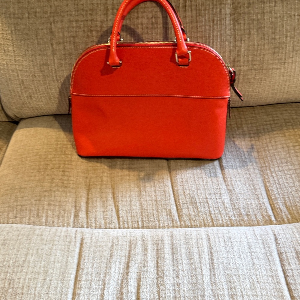 Dooney & Bourke Bold Orange domed Satchel with detachable strap 10 x 12 - Picture 3 of 11